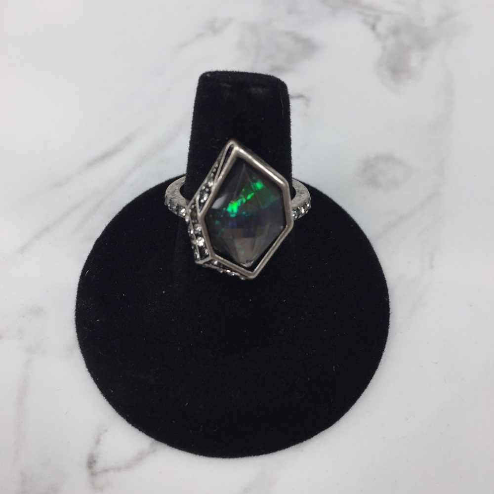 ⬇️$78 Fashion Antique Silver Statement Jewelry Set - Picture 6 of 7